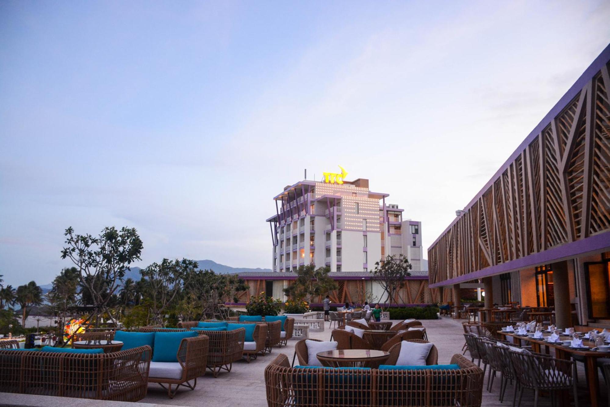 Ttc Van Phong Bay Resort - Himalaya Sauna & Steam Retreat Included Ấp Ninh Hòa  Εξωτερικό φωτογραφία