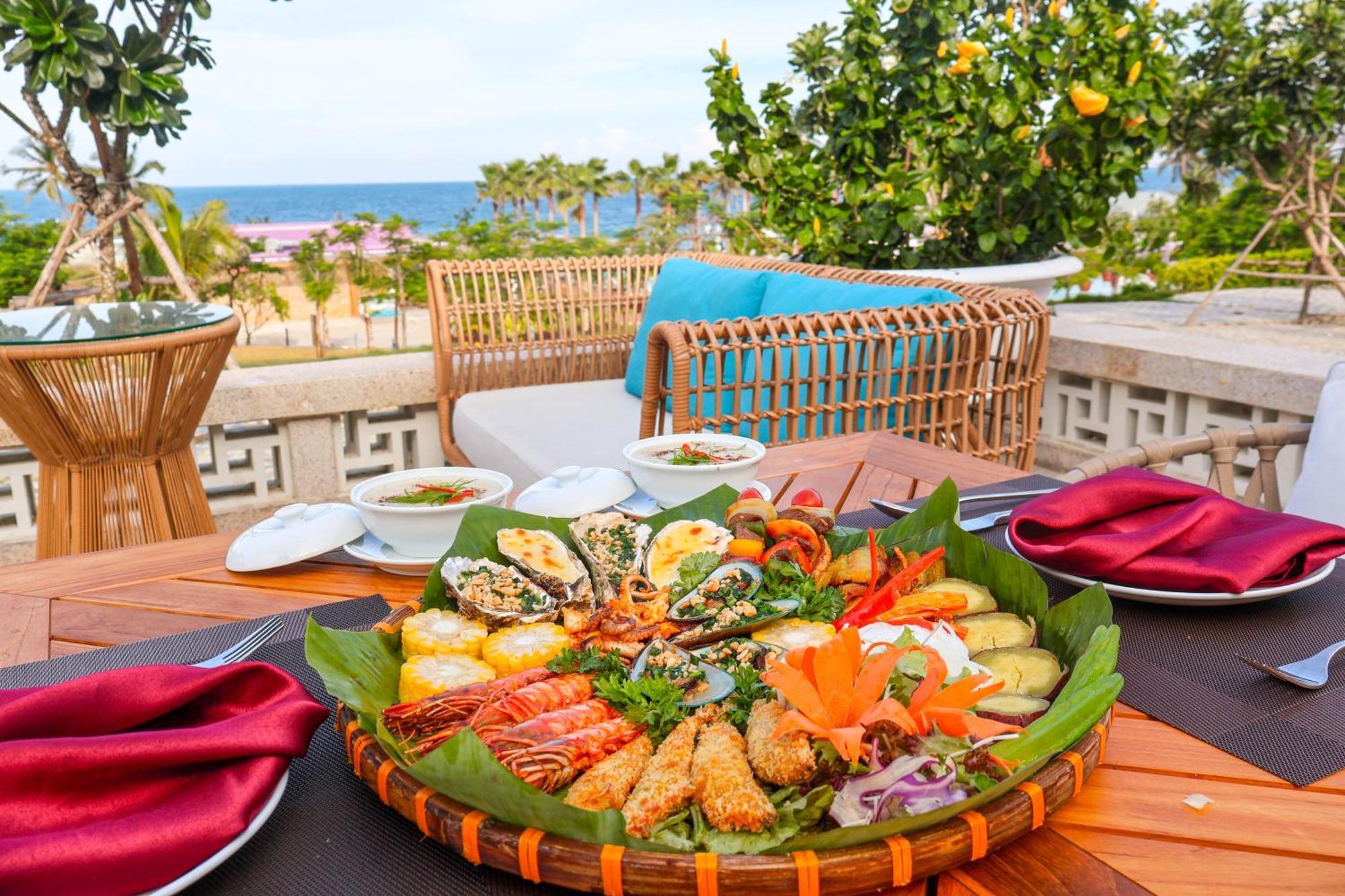 Ttc Van Phong Bay Resort - Himalaya Sauna & Steam Retreat Included Ấp Ninh Hòa  Εξωτερικό φωτογραφία